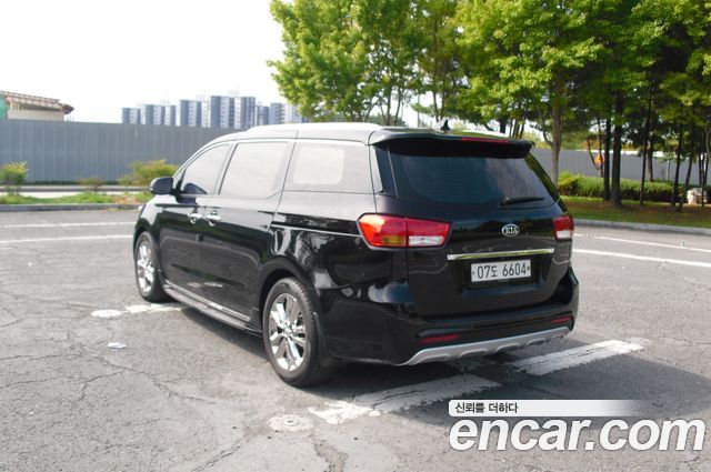 Kia Carnival из Кореи Encar