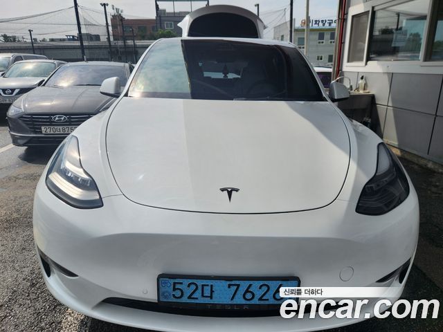 Tesla Model Y Long Range AWD — пробег 158 020 км — фото 1 из 5