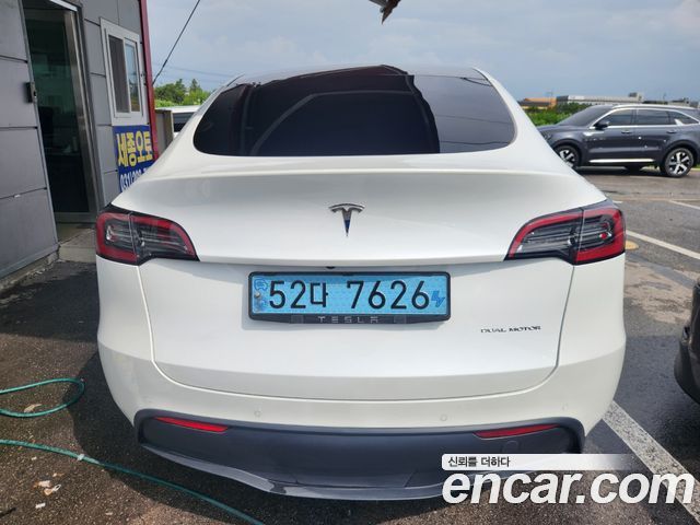 Tesla Model Y Long Range AWD — пробег 158 020 км — фото 2 из 5