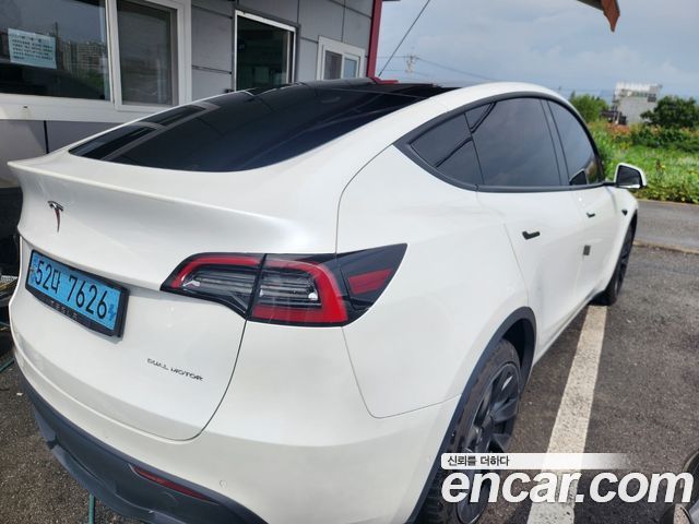 Tesla Model Y Long Range AWD — пробег 158 020 км — фото 3 из 5