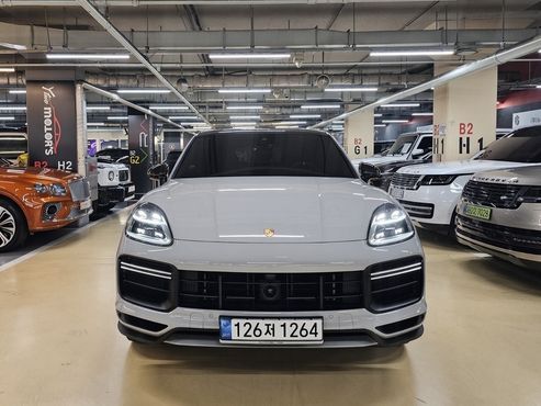 Porsche Cayenne 4.0 Turbo GT Coupe — пробег 9 700 км — фото 1 из 5