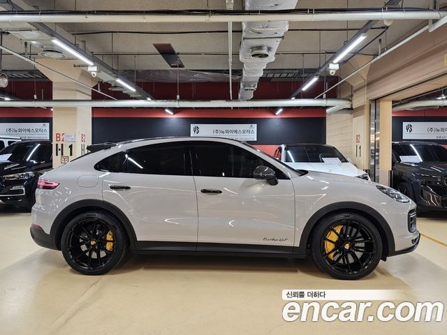 Porsche Cayenne 4.0 Turbo GT Coupe — пробег 9 700 км — фото 3 из 5