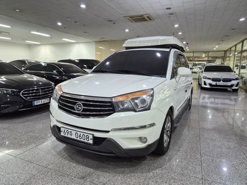 Ssangyong KORANDO 4WD Outdoor Edition 9-seater — пробег 112 292 км — фото 1 из 5