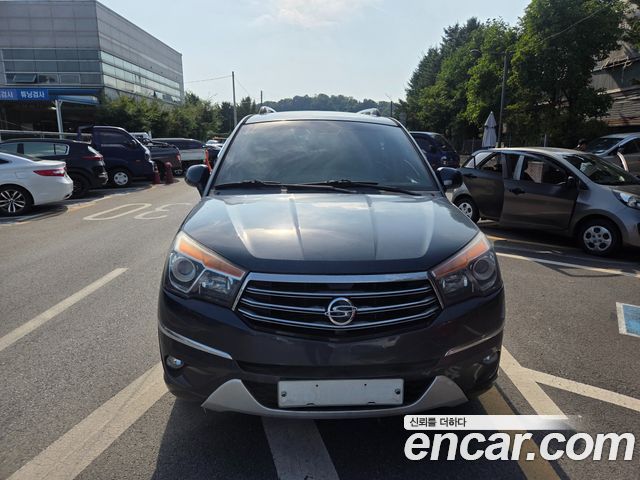 Ssangyong KORANDO 4WD GT 11-seater — пробег 133 000 км — фото 2 из 5