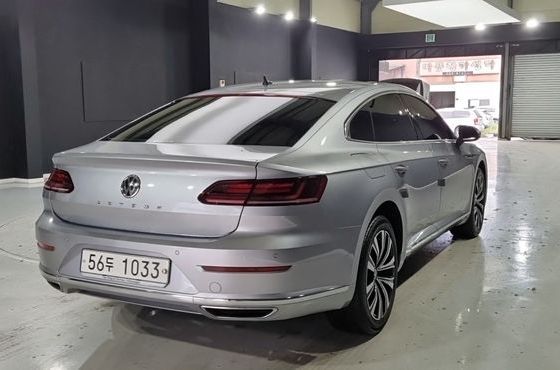 Volkswagen Arteon 2.0 TDI Premium — пробег 106 062 км — фото 2 из 5
