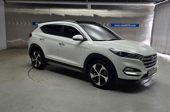 Hyundai Tucson Diesel 2.0 2WD Premium — пробег 83 682 км — фото 3 из 5