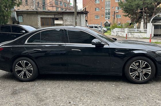 Mercedes-Benz E-Class E200 Avantgarde — пробег 7 898 км — фото 3 из 5