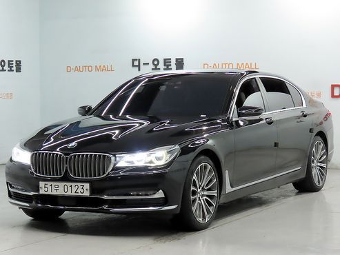 BMW 7-Series 750Li xDrive — пробег 216 063 км — фото 1 из 5