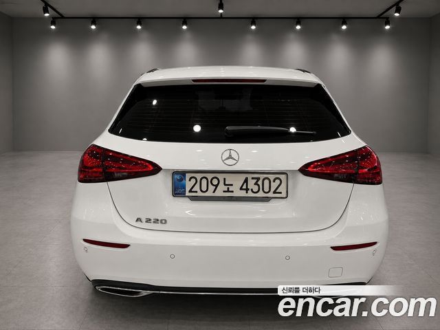 Mercedes-Benz A-Class из Кореи Encar
