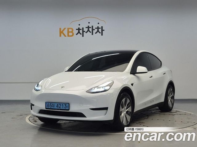 Tesla Model Y RWD — пробег 83 317 км — фото 1 из 5