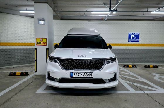 Kia Carnival Gasoline 9-Seater Signature — пробег 68 500 км — фото 1 из 5