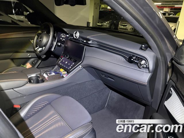 Maserati Grecale AWD Folgore — пробег 12 800 км — фото 3 из 5