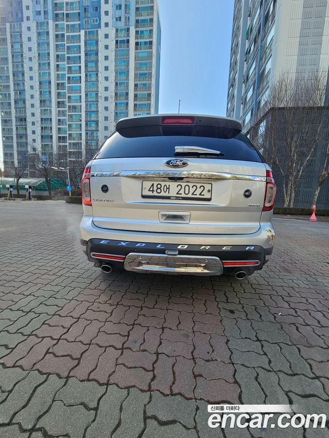 Ford Explorer 3.5 Limited 4WD 5th — пробег 257 000 км — фото 2 из 5