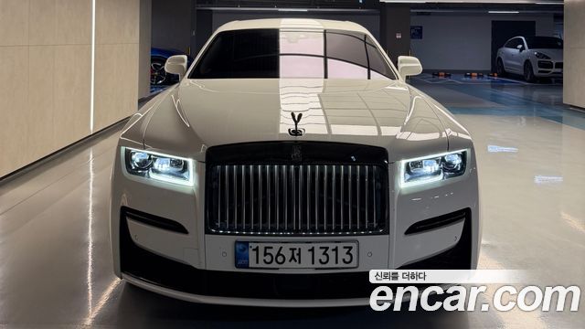 Rolls-Royce Ghost 6.7 V12 Black Badge — пробег 28 000 км — фото 2 из 5