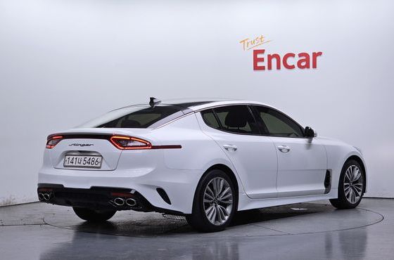 Kia Stinger 2.0 Turbo 2WD Prime — пробег 122 762 км — фото 2 из 5