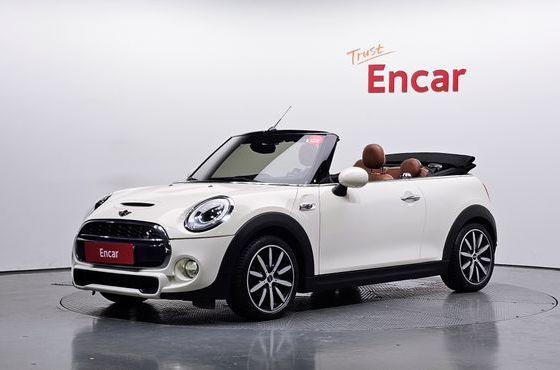 Mini Cooper Convertible Standard 3rd — пробег 114 168 км — фото 1 из 5