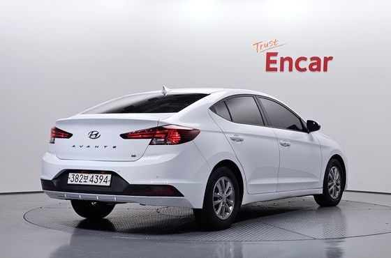 Hyundai AVANTE 1.6 Smart — пробег 54 110 км — фото 2 из 5
