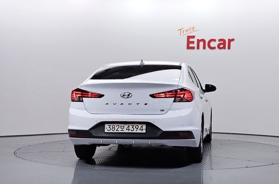 Hyundai AVANTE 1.6 Smart — пробег 54 110 км — фото 4 из 5