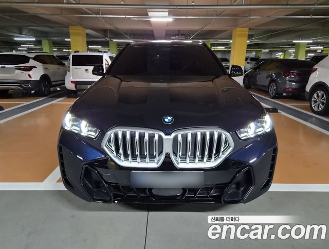BMW X6 xDrive40i M Sport — пробег 3 440 км — фото 3 из 5