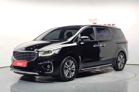 Kia Carnival 9-Seater Luxury — пробег 161 930 км — фото 1 из 5