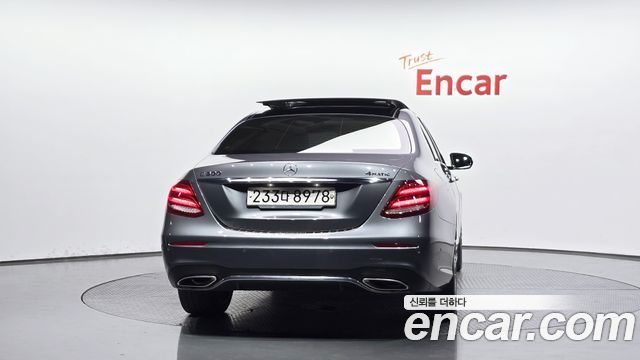 Mercedes-Benz E-Class из Кореи Encar
