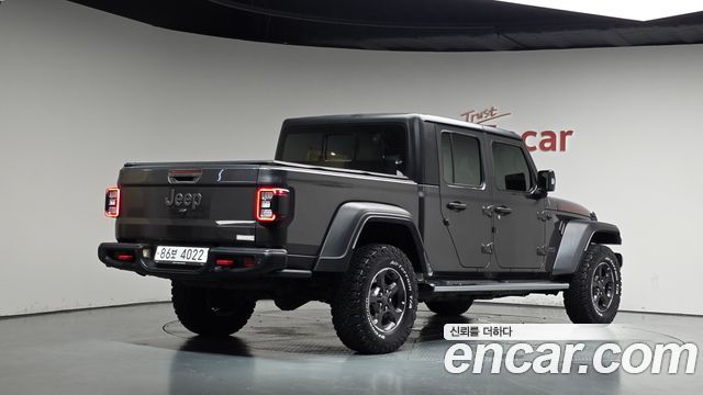 Jeep Gladiator 3.6 Rubicon — пробег 28 401 км — фото 2 из 5