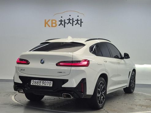 BMW X4 xDrive20i M Sport — пробег 42 386 км — фото 3 из 5