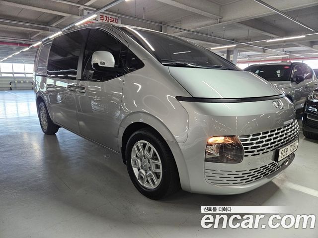 Hyundai Staria Cargo 5-Seater Modern — пробег 140 016 км — фото 1 из 5