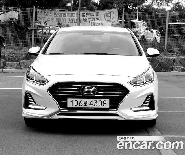 Hyundai Sonata 2.0 Smart — пробег 52 473 км — фото 1 из 5