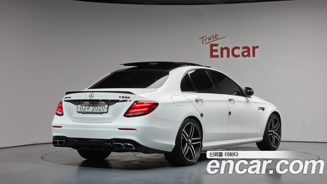 Mercedes-Benz E-Class из Кореи Encar
