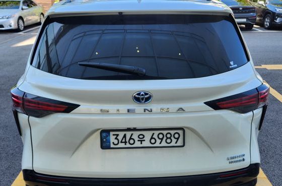 Toyota Sienna 2.5 Hybrid 2WD — пробег 156 000 км — фото 4 из 5
