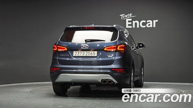 Hyundai Santafe Diesel 2.0 4WD Premium — пробег 103 873 км — фото 4 из 5