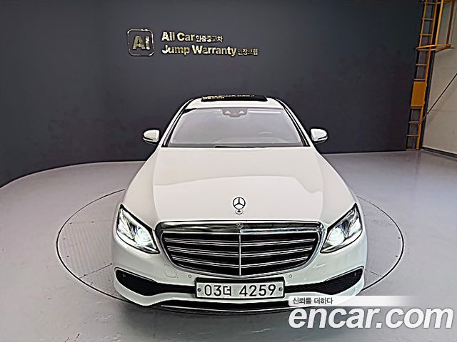 Mercedes-Benz E-Class из Кореи Encar