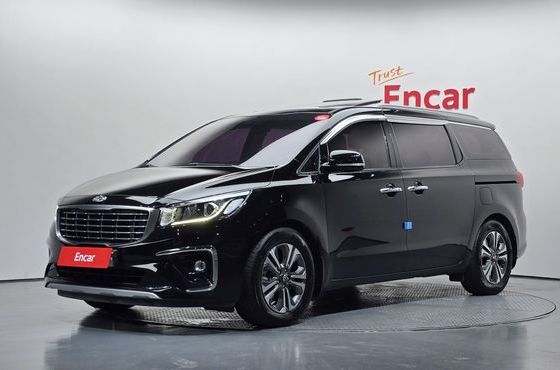 Kia Carnival 9-Seater Luxury — пробег 119 091 км — фото 1 из 5