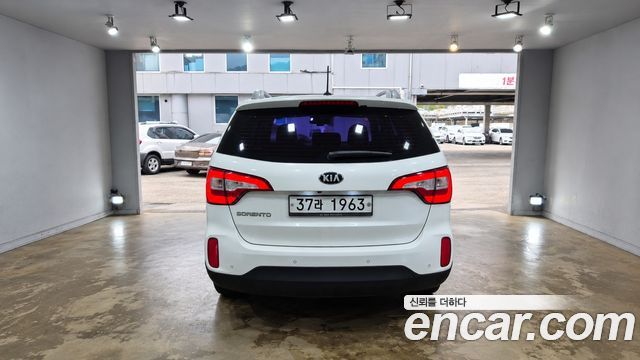 Kia Sorento Diesel 2.0 2WD Prestige — пробег 121 600 км — фото 3 из 5