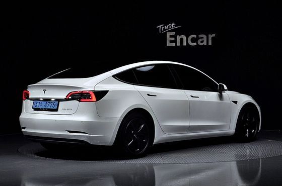 Tesla Model 3 Long Range AWD — пробег 91 385 км — фото 2 из 5
