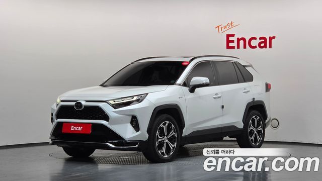 Toyota RAV4 2.5 4WD PHEV XSE — пробег 65 828 км — фото 1 из 5