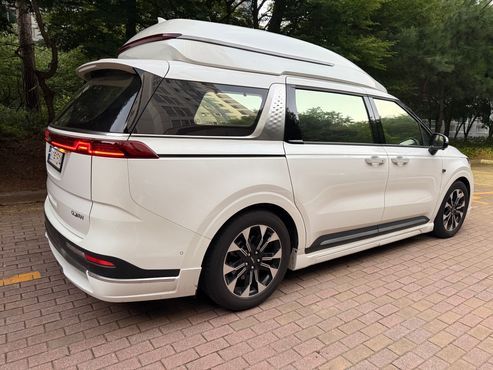 Kia Carnival Gasoline 9-seater Limousine(Special vehicle) — пробег 58 000 км — фото 2 из 5