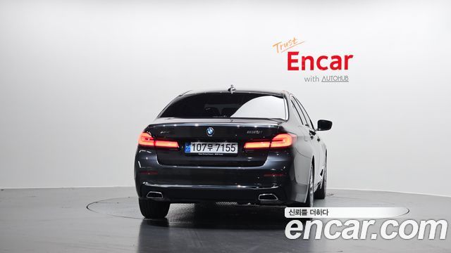 BMW 5-Series 530i xDrive Luxury — пробег 39 033 км — фото 4 из 5