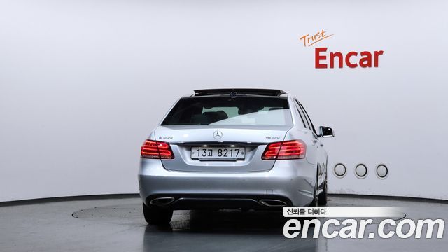 Mercedes-Benz E-Class из Кореи Encar