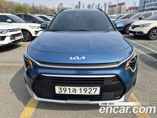 Kia Niro Trendy — пробег 93 401 км — фото 1 из 5
