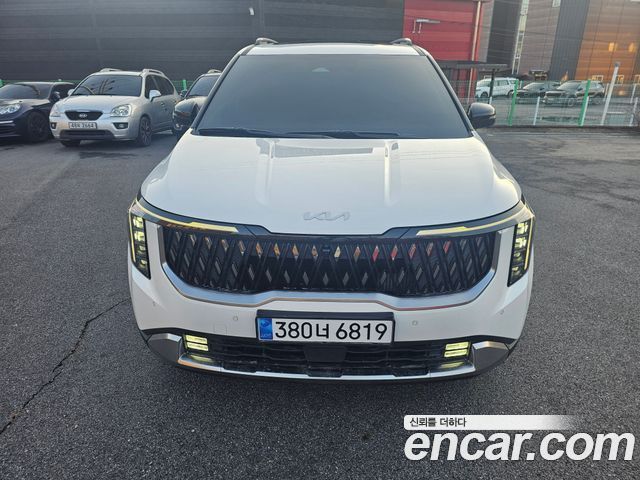Kia Carnival Diesel 7-Seater Signature — пробег 27 000 км — фото 1 из 5