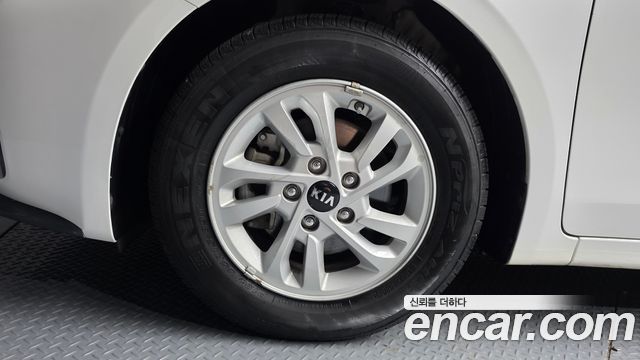 Kia K3 Luxury — пробег 86 911 км — фото 5 из 5
