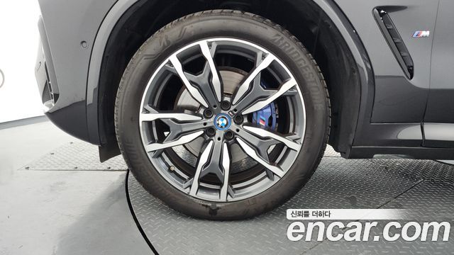 BMW X3 xDrive 30e M Sport — пробег 82 422 км — фото 5 из 5