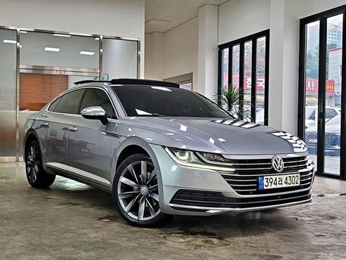 Volkswagen Arteon 2.0 TDI Presige 4Motion — пробег 110 300 км — фото 1 из 5