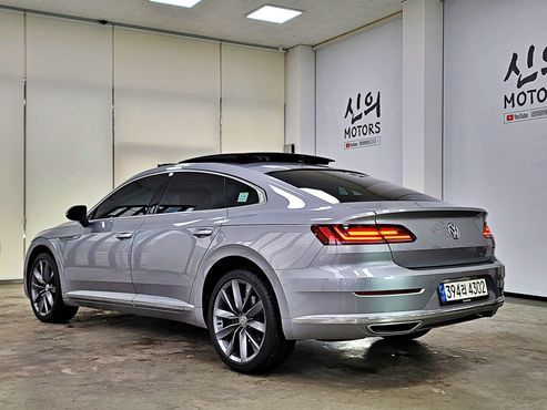 Volkswagen Arteon 2.0 TDI Presige 4Motion — пробег 110 300 км — фото 2 из 5