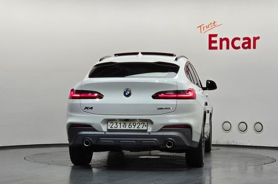 BMW X4 xDrive20d M Sport X — пробег 136 272 км — фото 4 из 5