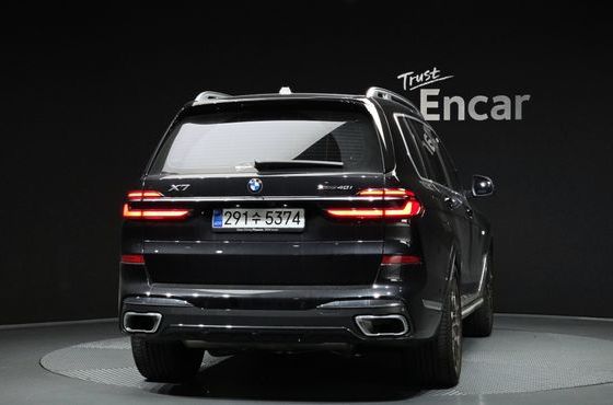 BMW X7 xDrive 40i M Sport 7STR — пробег 4 404 км — фото 4 из 5