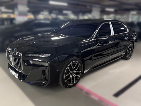 BMW 7-Series 740d xDrive M Sport — пробег 798 км — фото 3 из 5