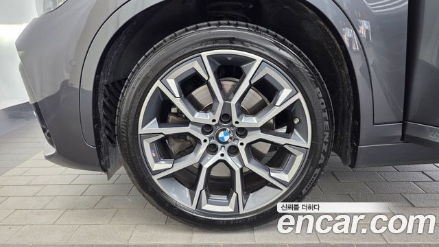 BMW X1 xDrive 20i M Sport — пробег 42 514 км — фото 5 из 5